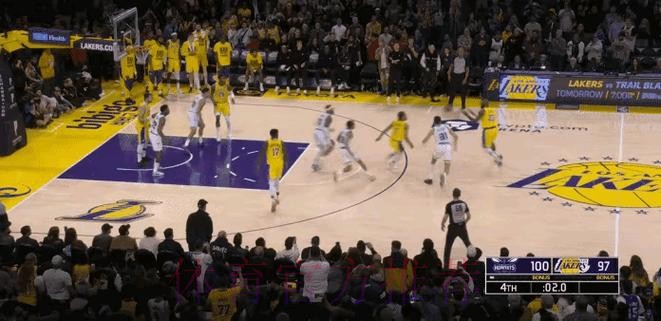 镇守禁区！马威全场6投5中，得到16分8篮板2抢断3盖帽